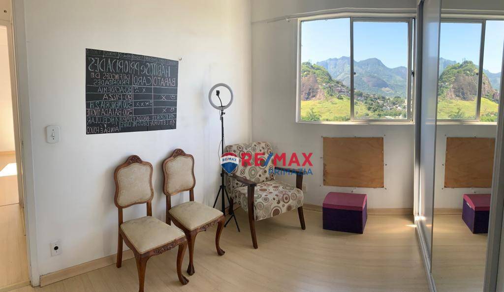 Apartamento à venda com 2 quartos, 56m² - Foto 14