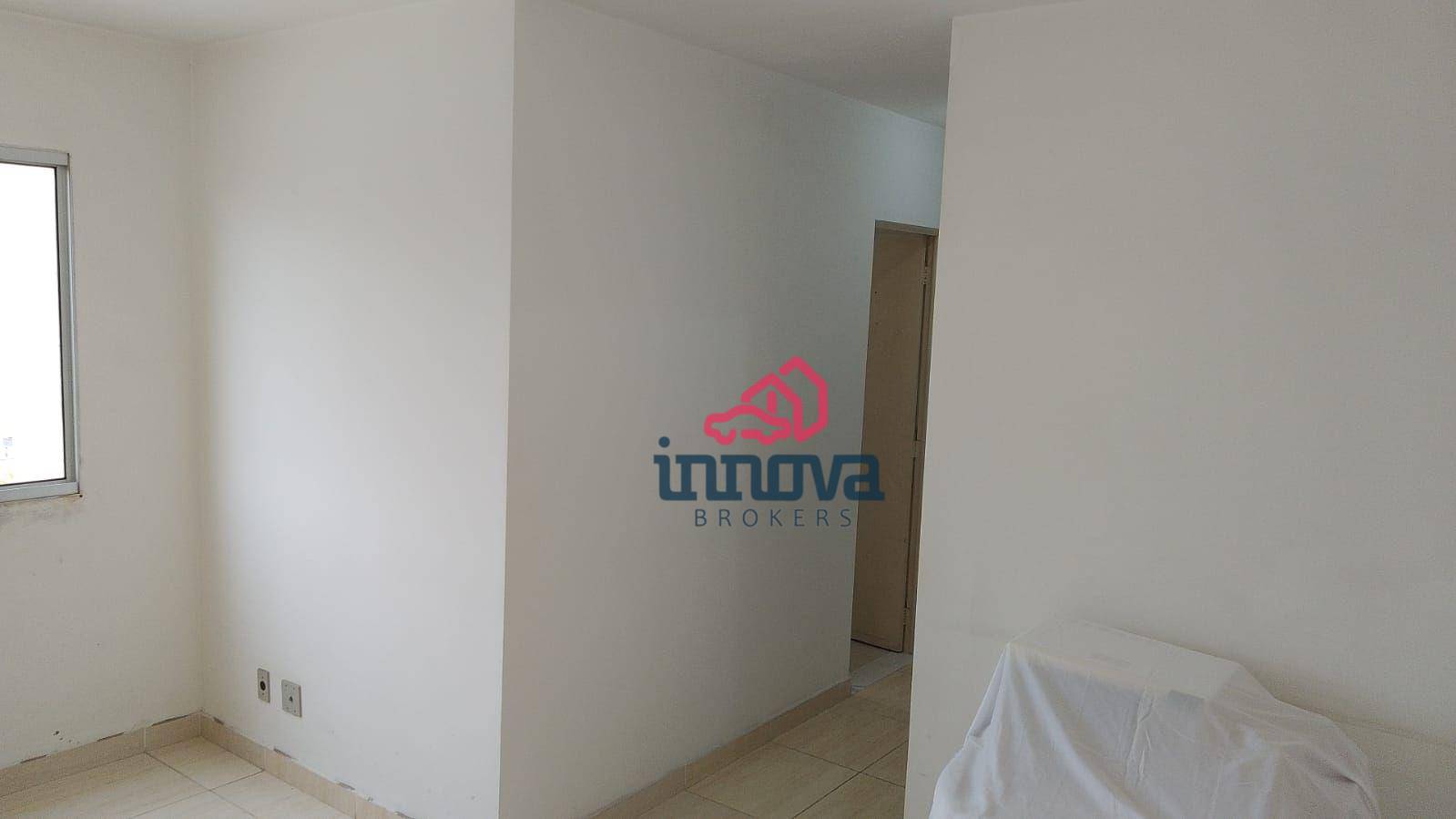 Apartamento à venda com 2 quartos, 58m² - Foto 2