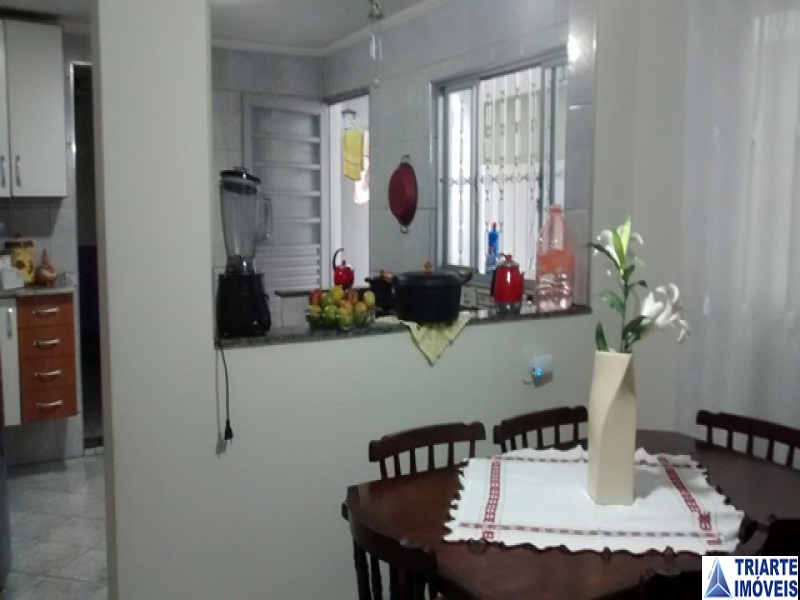 Sobrado à venda com 3 quartos, 188m² - Foto 4