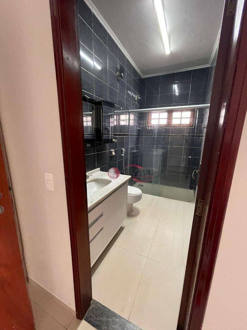 Casa à venda com 3 quartos, 305m² - Foto 16