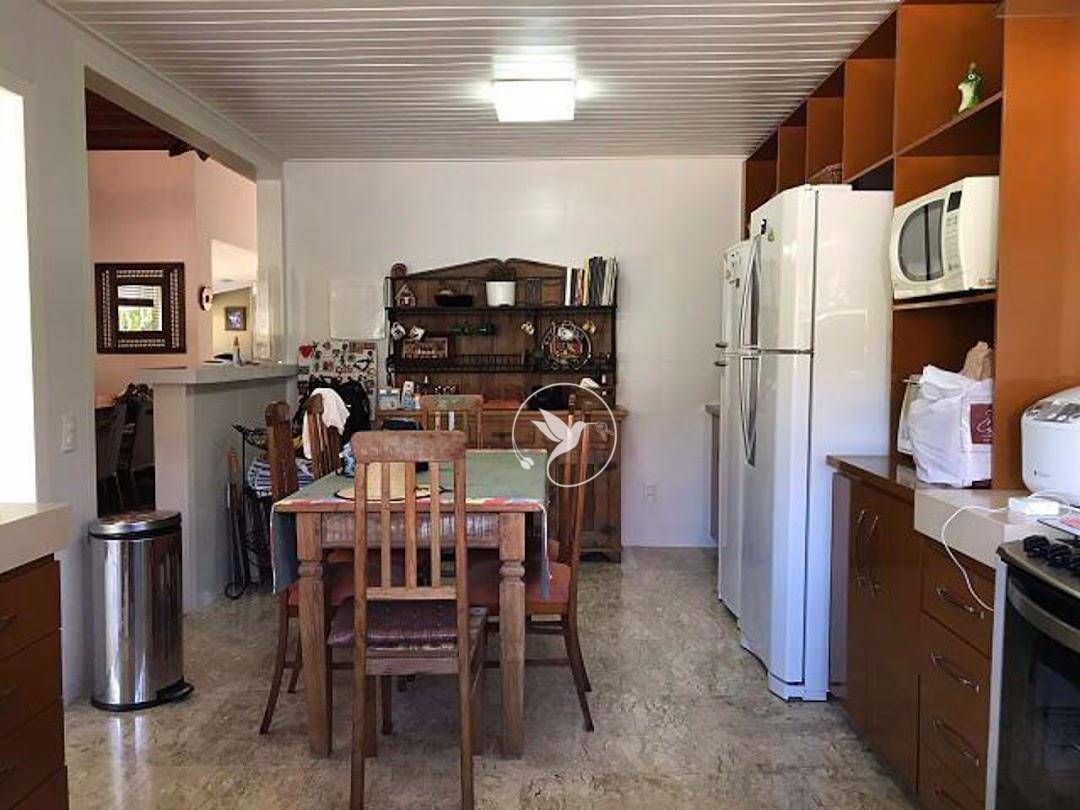 Casa de Condomínio à venda com 5 quartos, 280m² - Foto 13