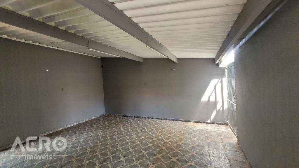 Casa à venda com 3 quartos, 183m² - Foto 22