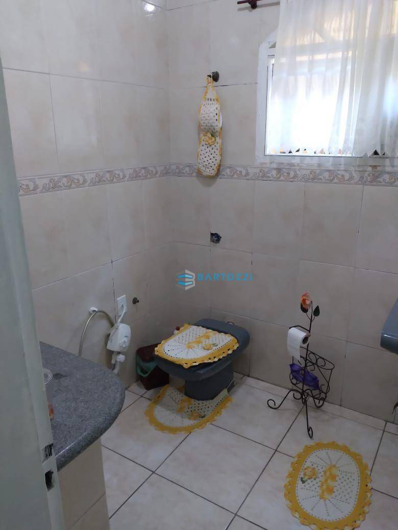 Sobrado para alugar com 4 quartos, 210m² - Foto 24