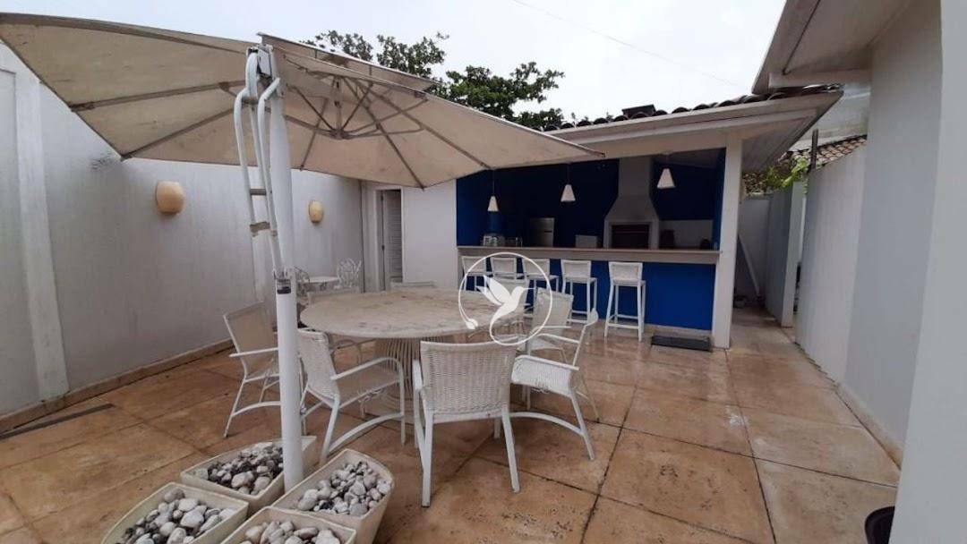 Casa de Condomínio à venda com 5 quartos, 230m² - Foto 8