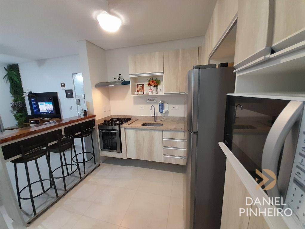 Apartamento à venda com 1 quarto, 45m² - Foto 9