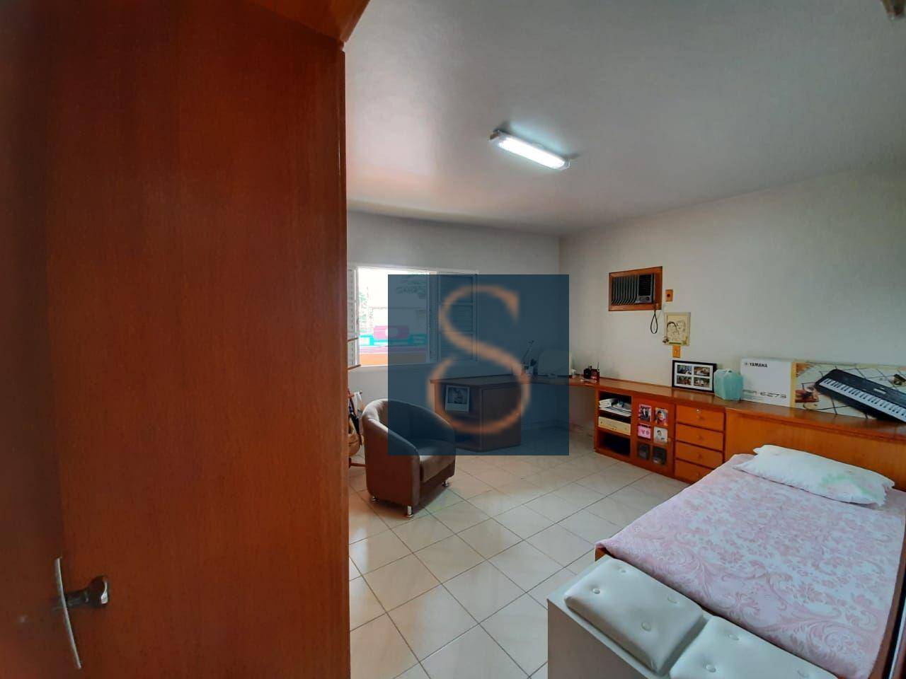 Sobrado à venda com 3 quartos, 327m² - Foto 30