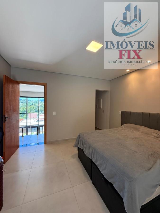 Casa de Condomínio à venda com 3 quartos, 245m² - Foto 12