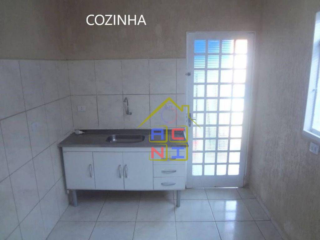 Casa à venda com 3 quartos, 100m² - Foto 13