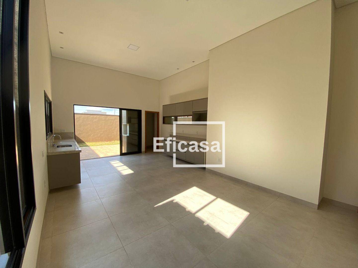 Casa de Condomínio à venda com 3 quartos, 150m² - Foto 2