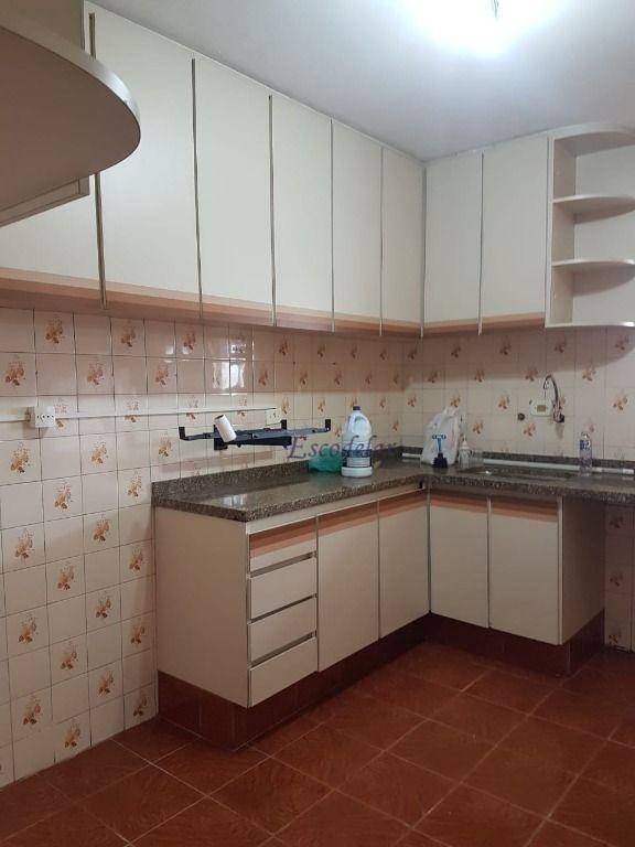 Apartamento à venda com 2 quartos, 60m² - Foto 11