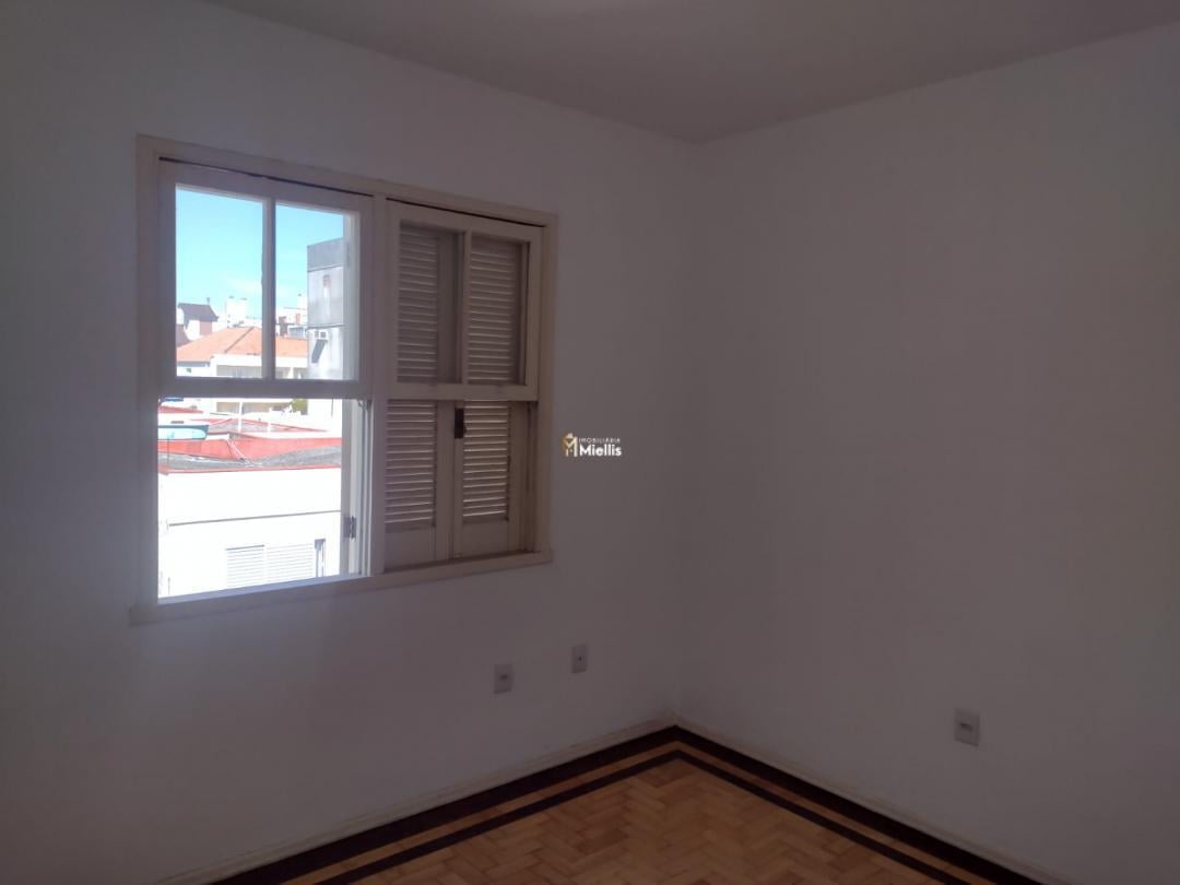 Apartamento à venda com 2 quartos, 70m² - Foto 14