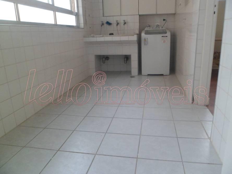 Apartamento para alugar com 3 quartos, 190m² - Foto 22