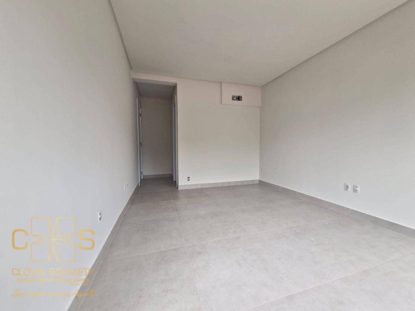 Apartamento à venda com 2 quartos, 69m² - Foto 7