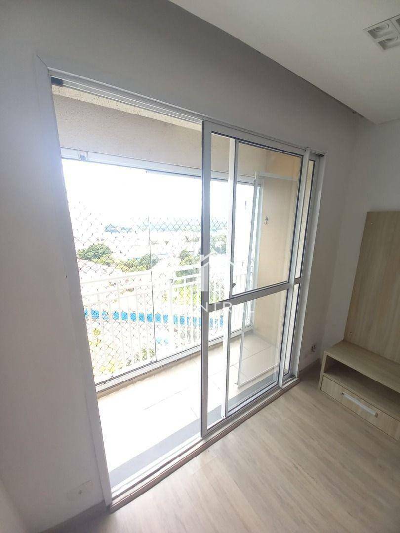 Apartamento para alugar com 2 quartos, 64m² - Foto 3