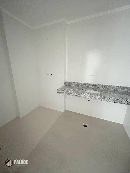 Apartamento à venda com 3 quartos, 143m² - Foto 23