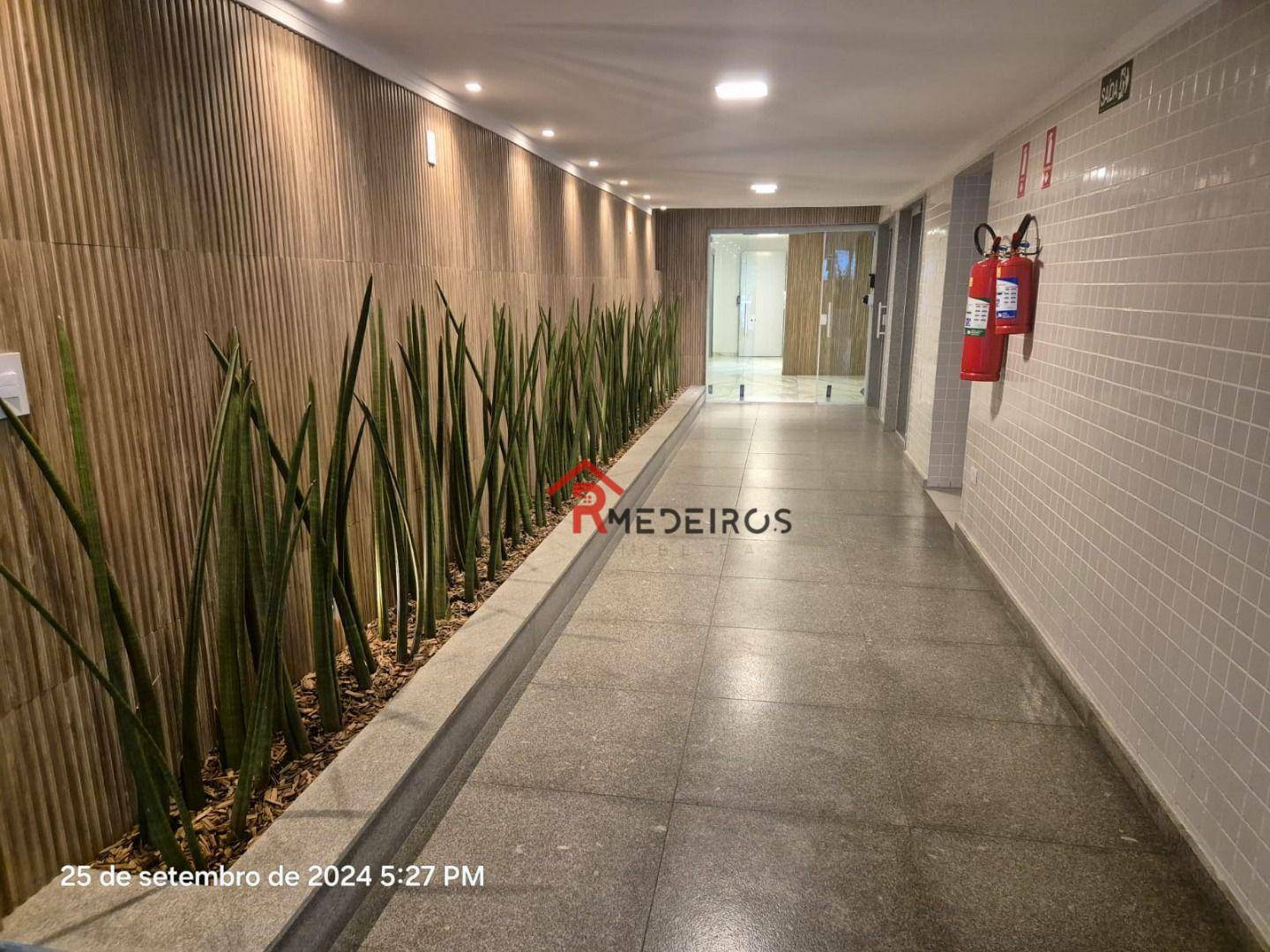 Apartamento à venda com 2 quartos, 65m² - Foto 19