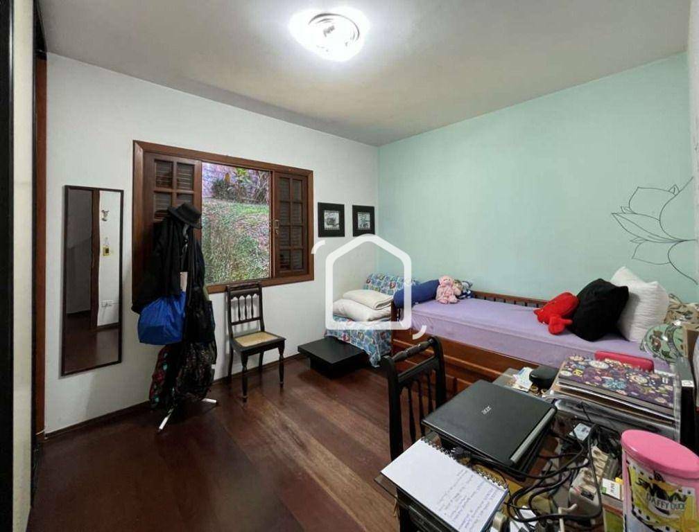 Casa de Condomínio à venda com 4 quartos, 350m² - Foto 31