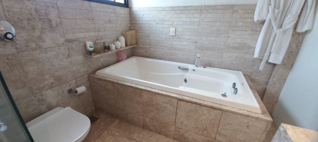 Apartamento à venda com 3 quartos, 270m² - Foto 25