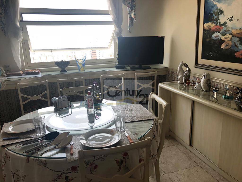 Apartamento à venda com 4 quartos, 350m² - Foto 14