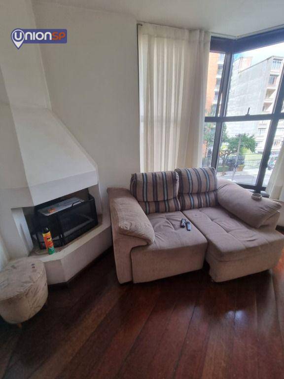 Apartamento à venda com 3 quartos, 123m² - Foto 1