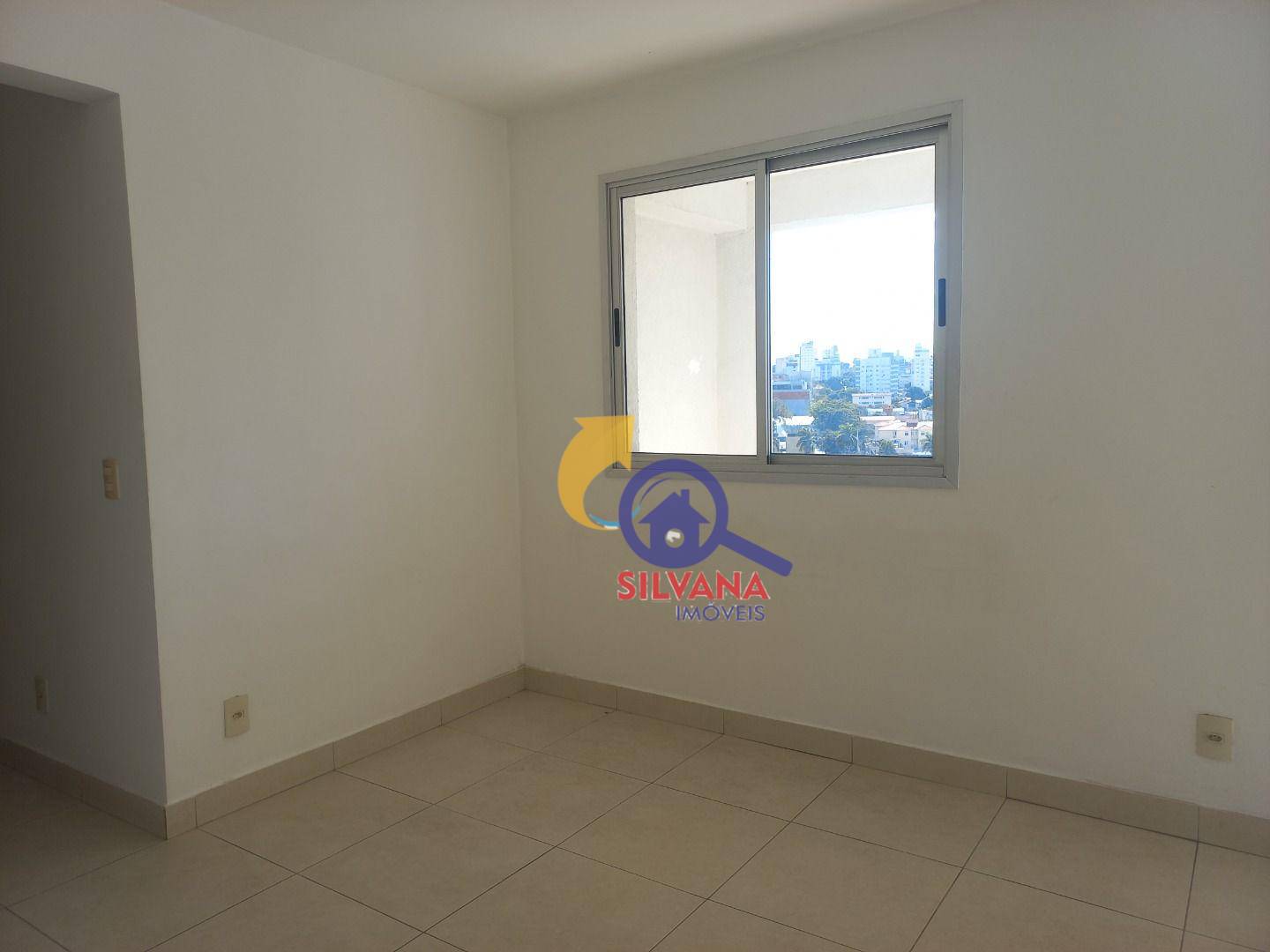 Apartamento para alugar com 3 quartos, 85m² - Foto 11