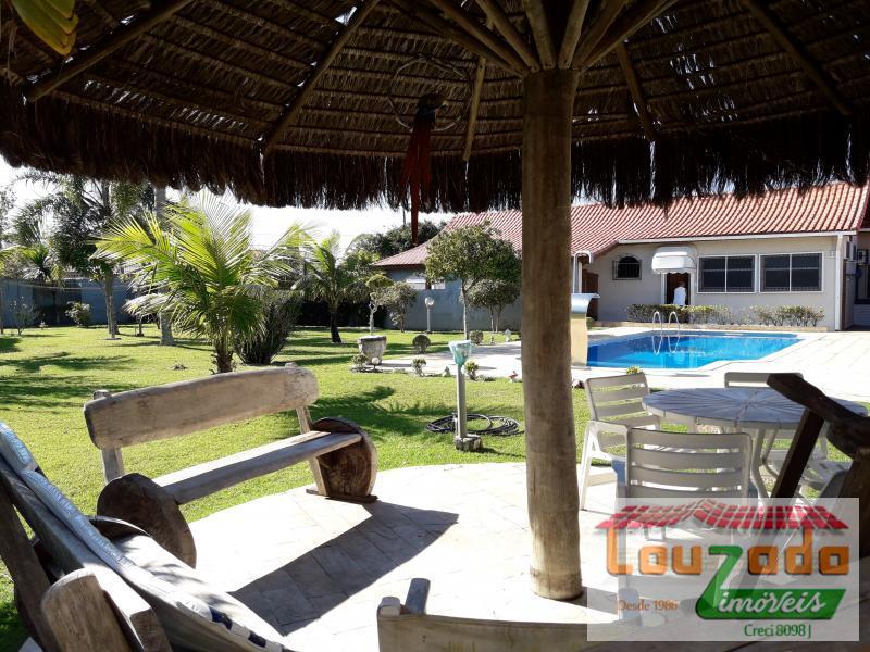Casa à venda com 2 quartos, 162m² - Foto 4