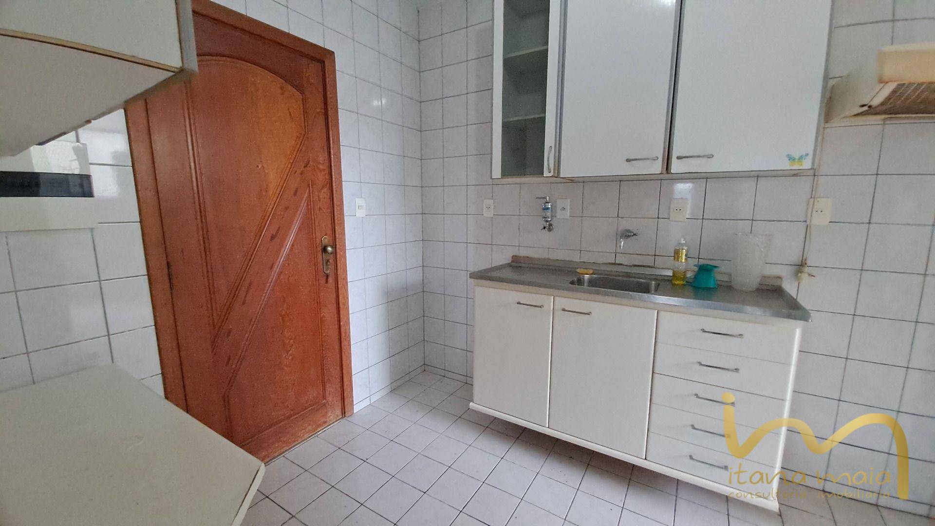 Apartamento à venda com 2 quartos, 67m² - Foto 25