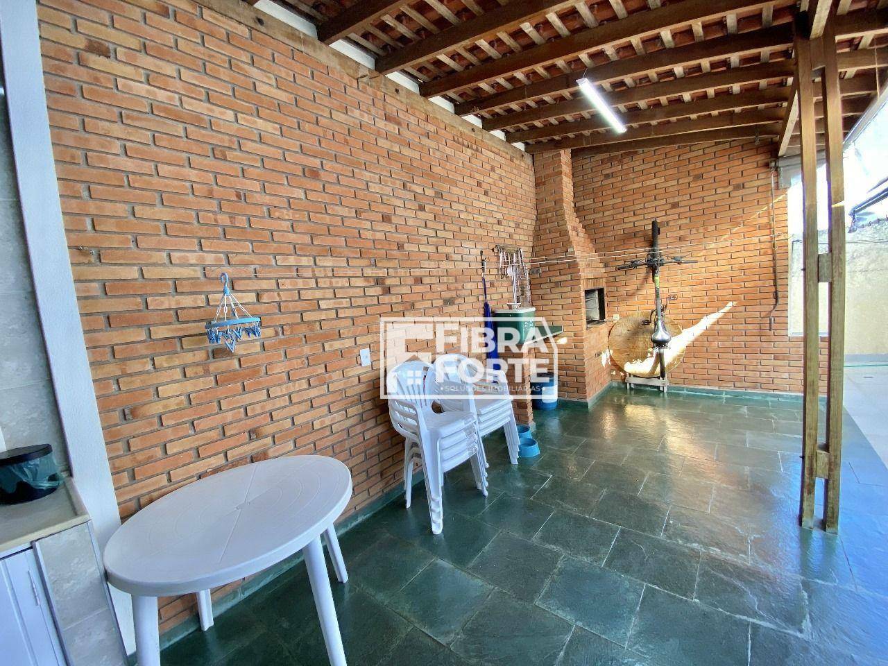 Casa à venda com 3 quartos, 208m² - Foto 36