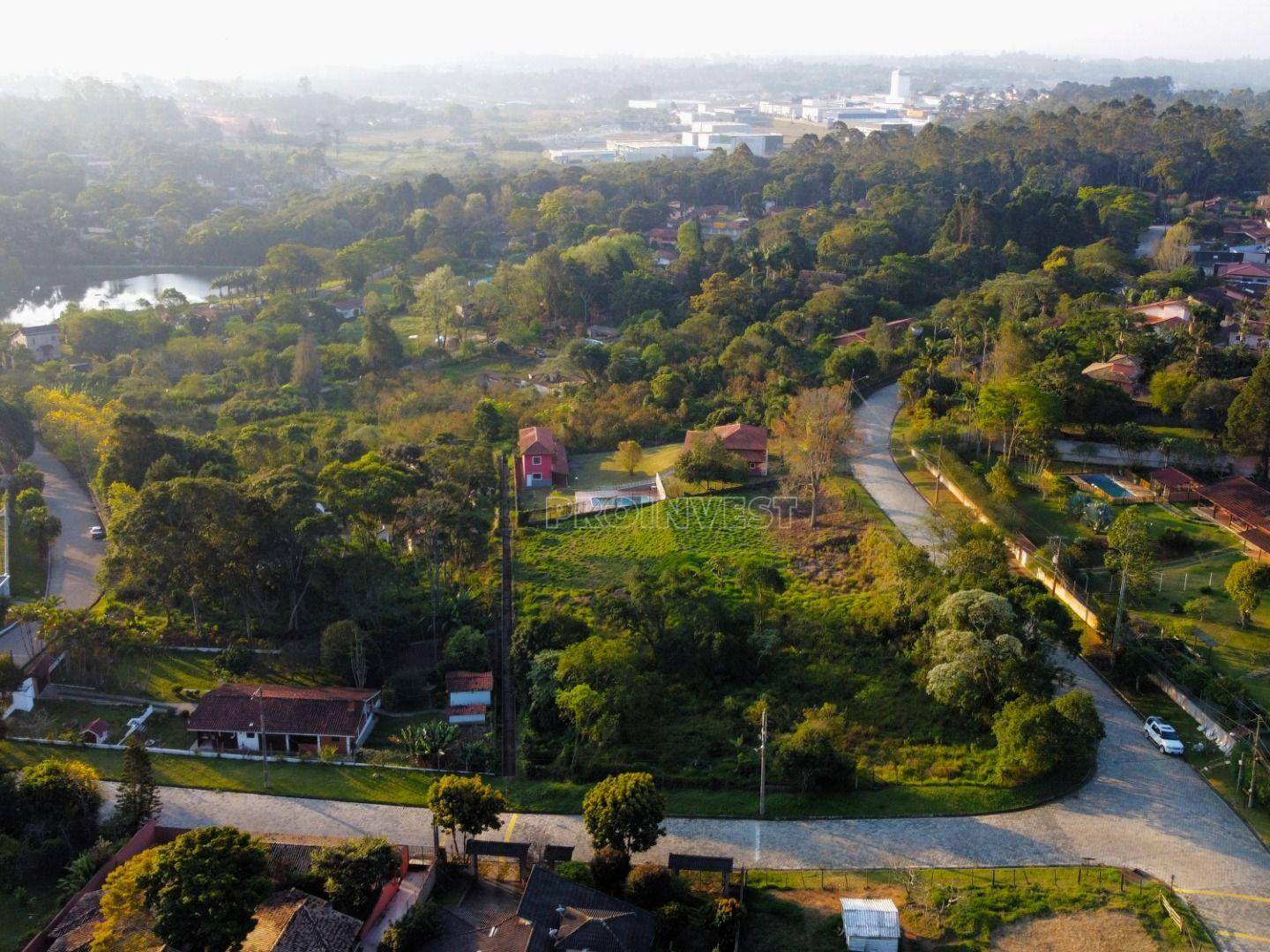 Casa de Condomínio à venda e aluguel com 3 quartos, 250m² - Foto 34
