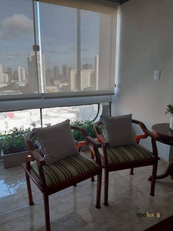 Apartamento à venda com 3 quartos, 130m² - Foto 4