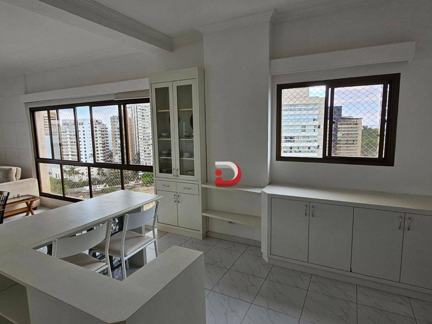 Apartamento à venda e aluguel com 3 quartos, 180m² - Foto 4