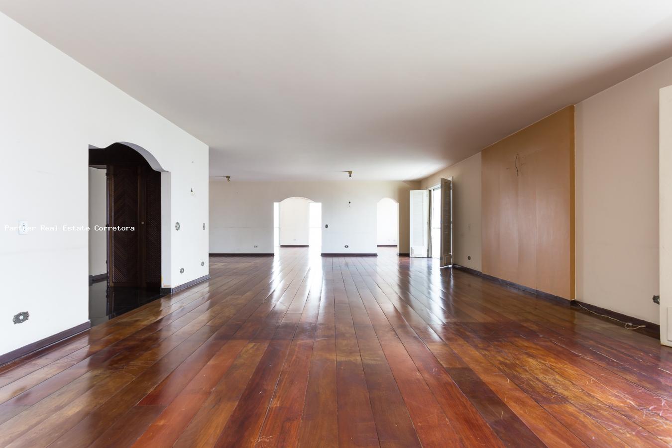 Apartamento à venda com 4 quartos, 468m² - Foto 2