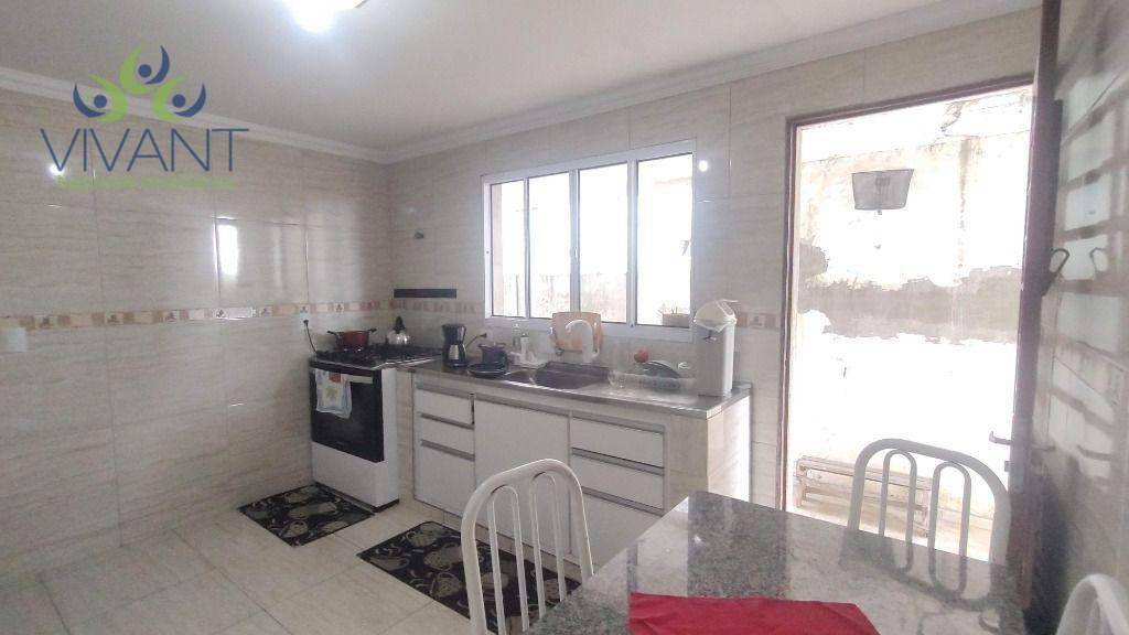 Sobrado à venda com 4 quartos, 205m² - Foto 28