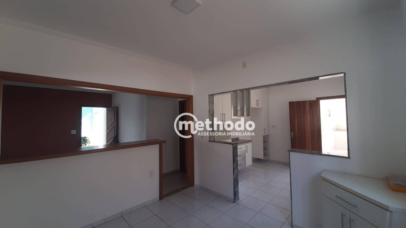 Casa à venda com 3 quartos, 200m² - Foto 14