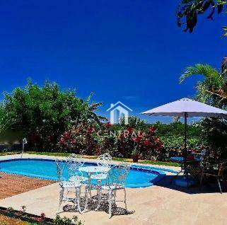 Casa de Condomínio à venda com 4 quartos, 300m² - Foto 2