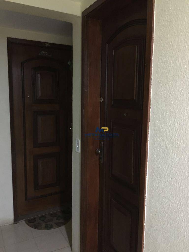 Apartamento à venda com 2 quartos, 80m² - Foto 25