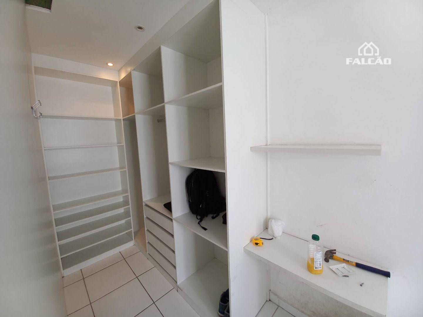 Apartamento à venda com 1 quarto, 38m² - Foto 8