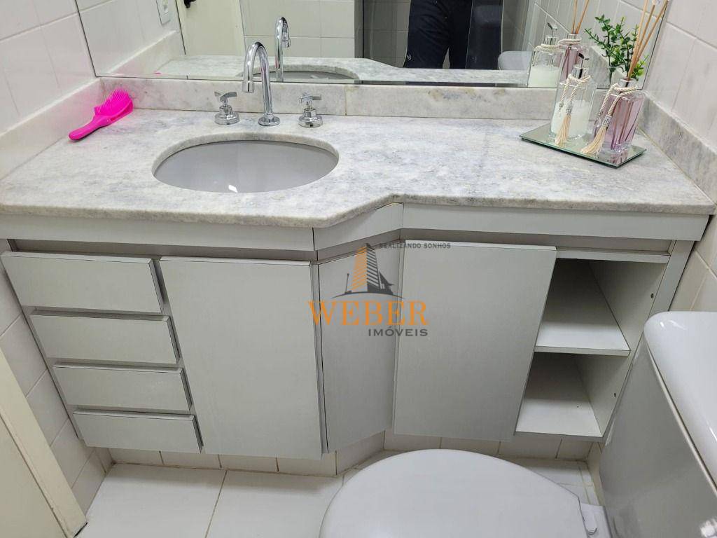 Apartamento à venda com 2 quartos, 61m² - Foto 28