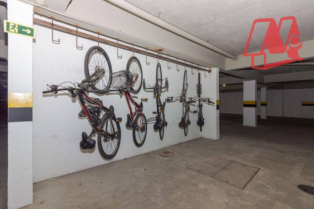 Apartamento para alugar com 2 quartos, 88m² - Foto 42