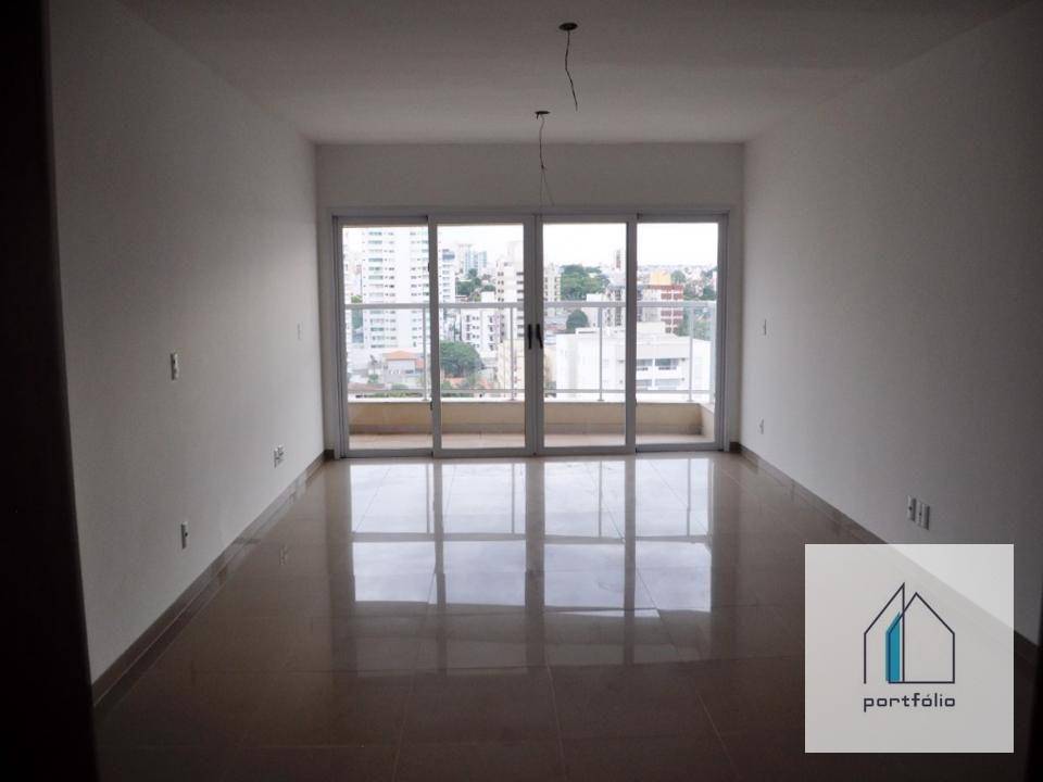 Apartamento à venda com 4 quartos, 175m² - Foto 4