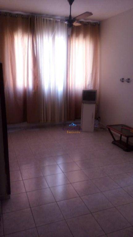 Apartamento à venda com 2 quartos, 67m² - Foto 18