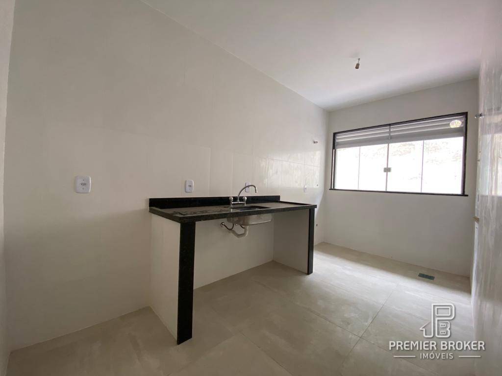 Casa à venda com 2 quartos, 54m² - Foto 9