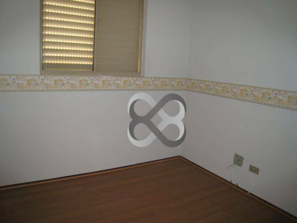 Apartamento para alugar com 3 quartos, 76m² - Foto 11