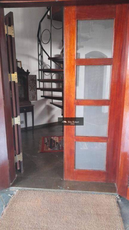 Casa de Condomínio à venda com 4 quartos, 350m² - Foto 9