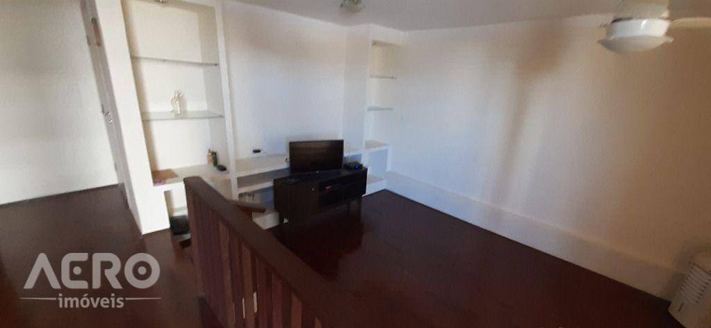 Apartamento à venda com 3 quartos, 120m² - Foto 2