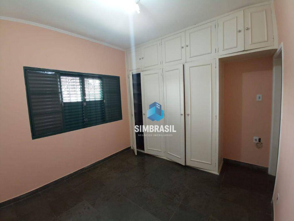 Casa à venda com 4 quartos, 220m² - Foto 9