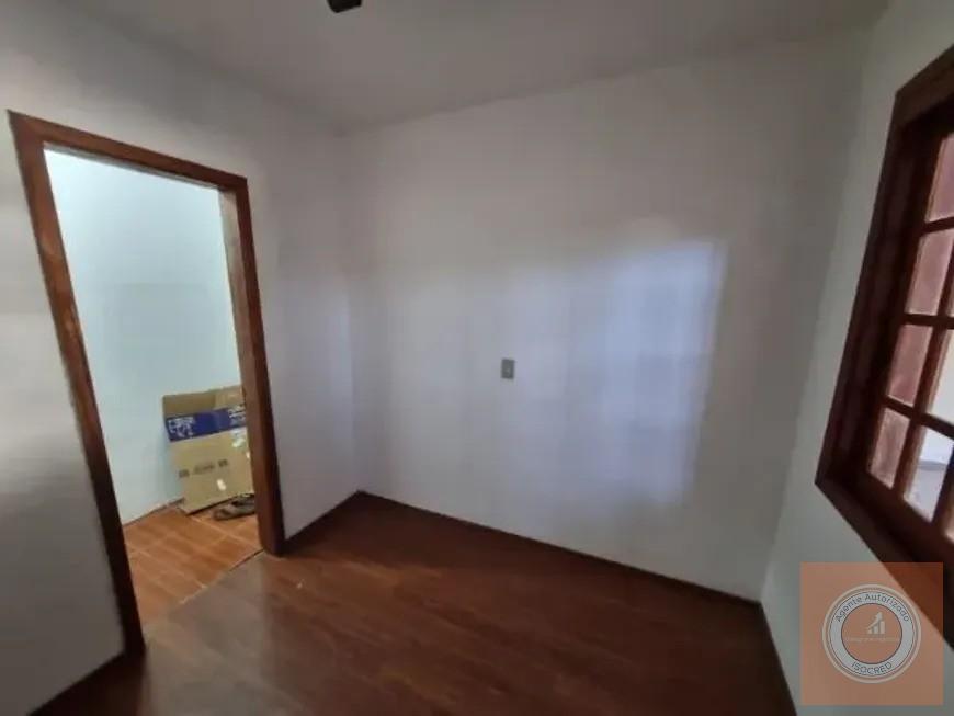 Casa à venda com 3 quartos, 280m² - Foto 9