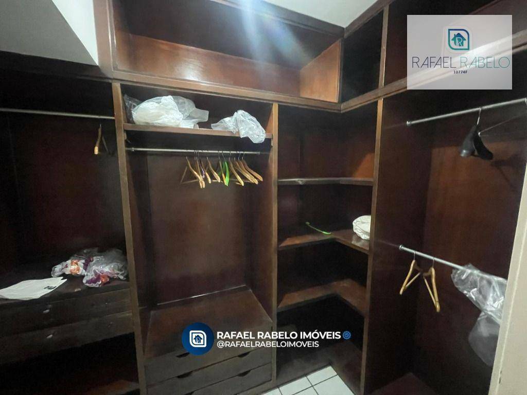 Apartamento para alugar com 3 quartos, 140m² - Foto 18