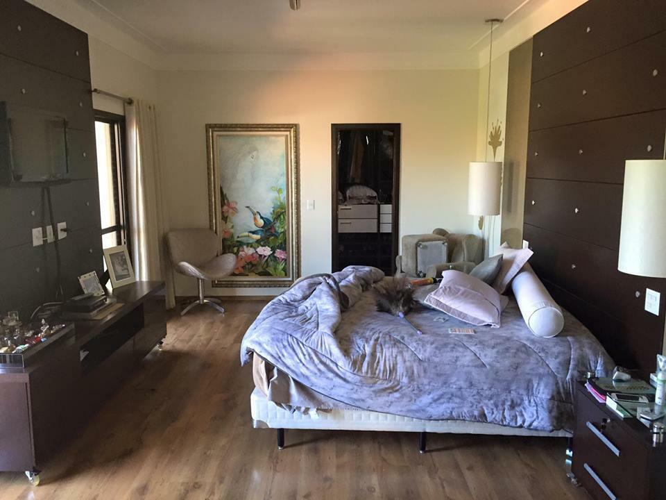 Casa de Condomínio à venda com 4 quartos, 750m² - Foto 13