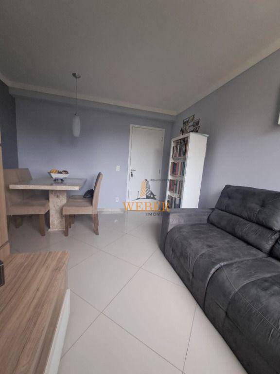 Apartamento à venda com 2 quartos, 46m² - Foto 2